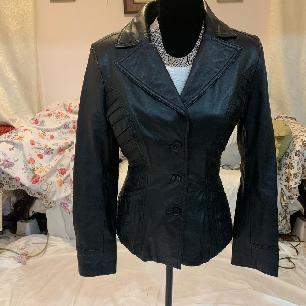 Coat - Picture 2 of 6